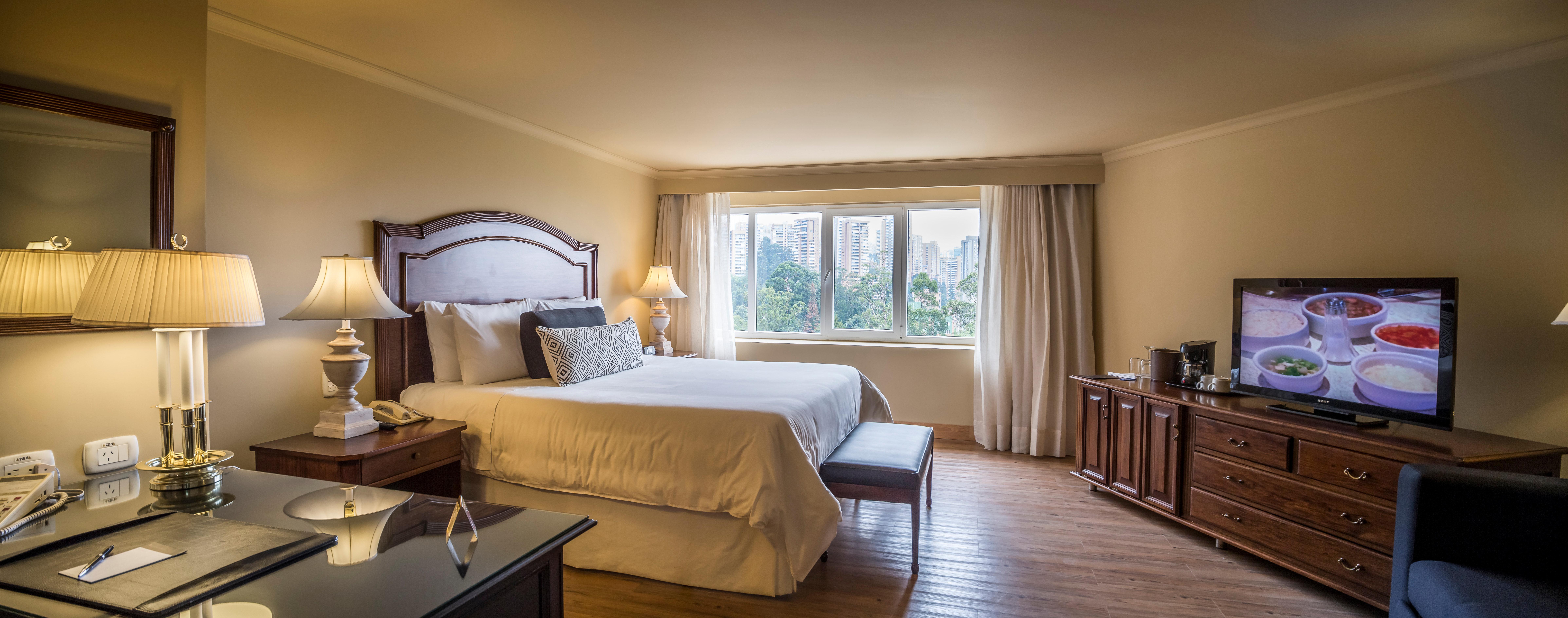 Intercontinental Medellin - Movich By Ihg Hotel Екстериор снимка