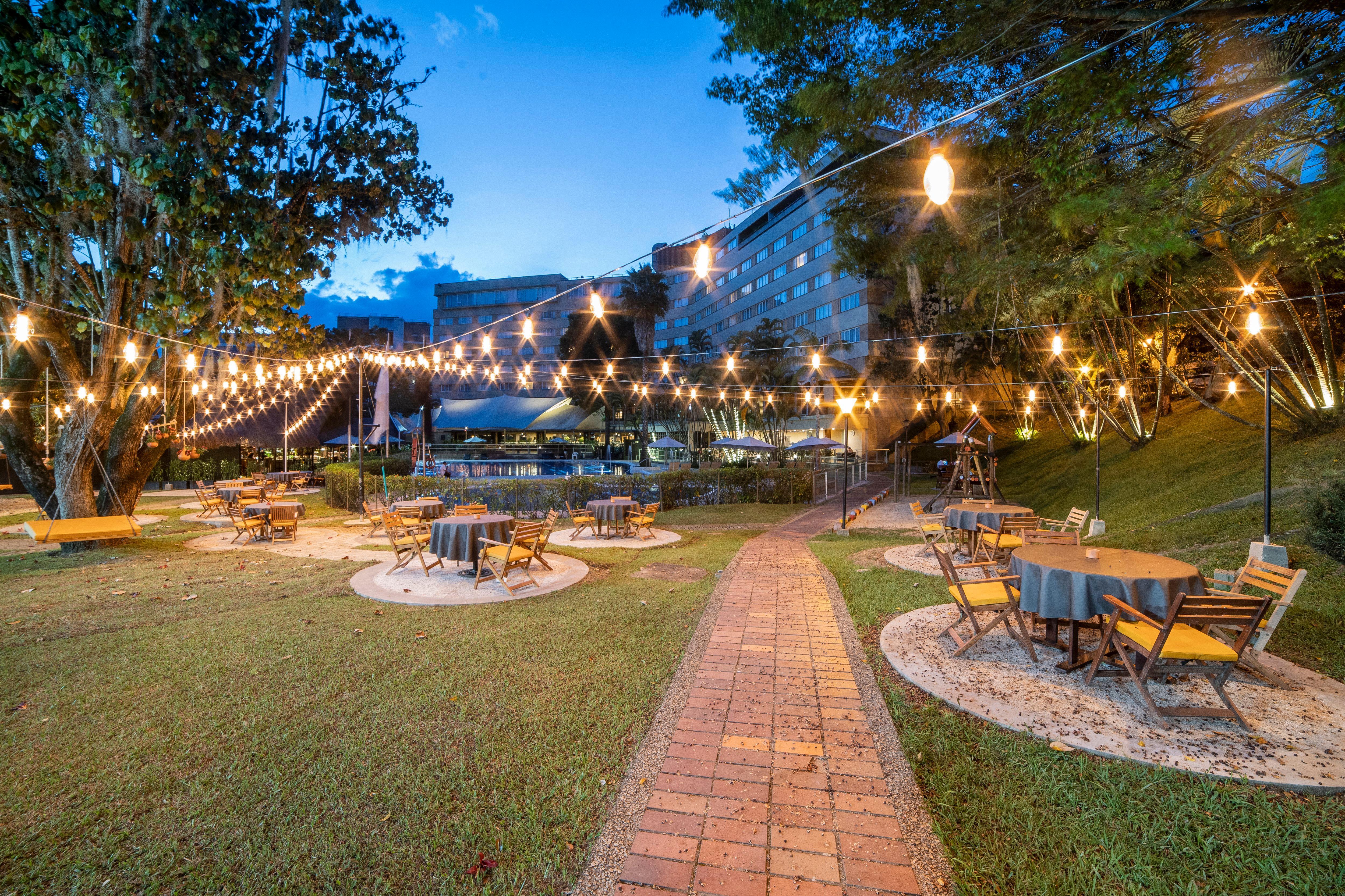Intercontinental Medellin - Movich By Ihg Hotel Екстериор снимка