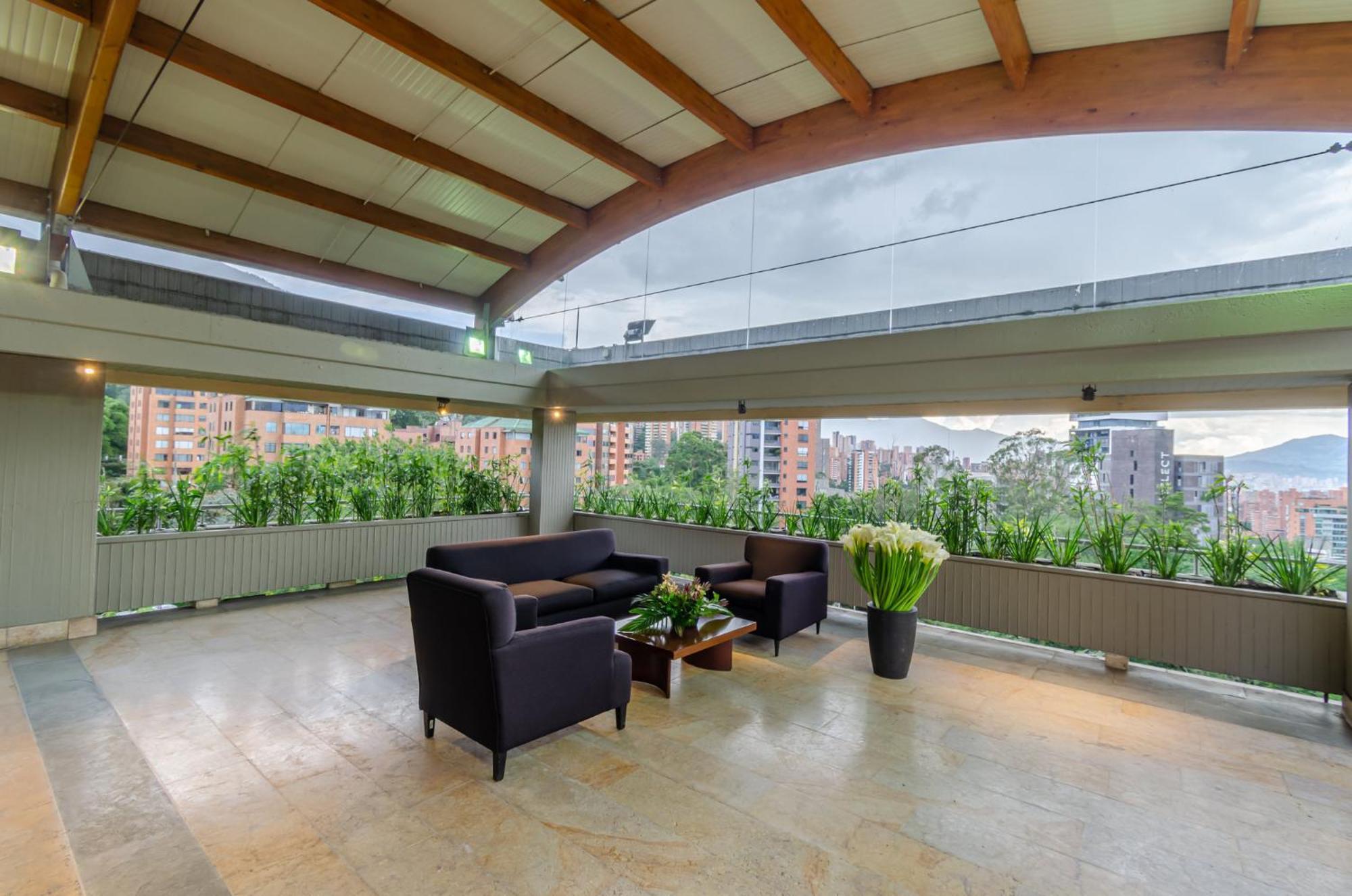 Intercontinental Medellin - Movich By Ihg Hotel Екстериор снимка
