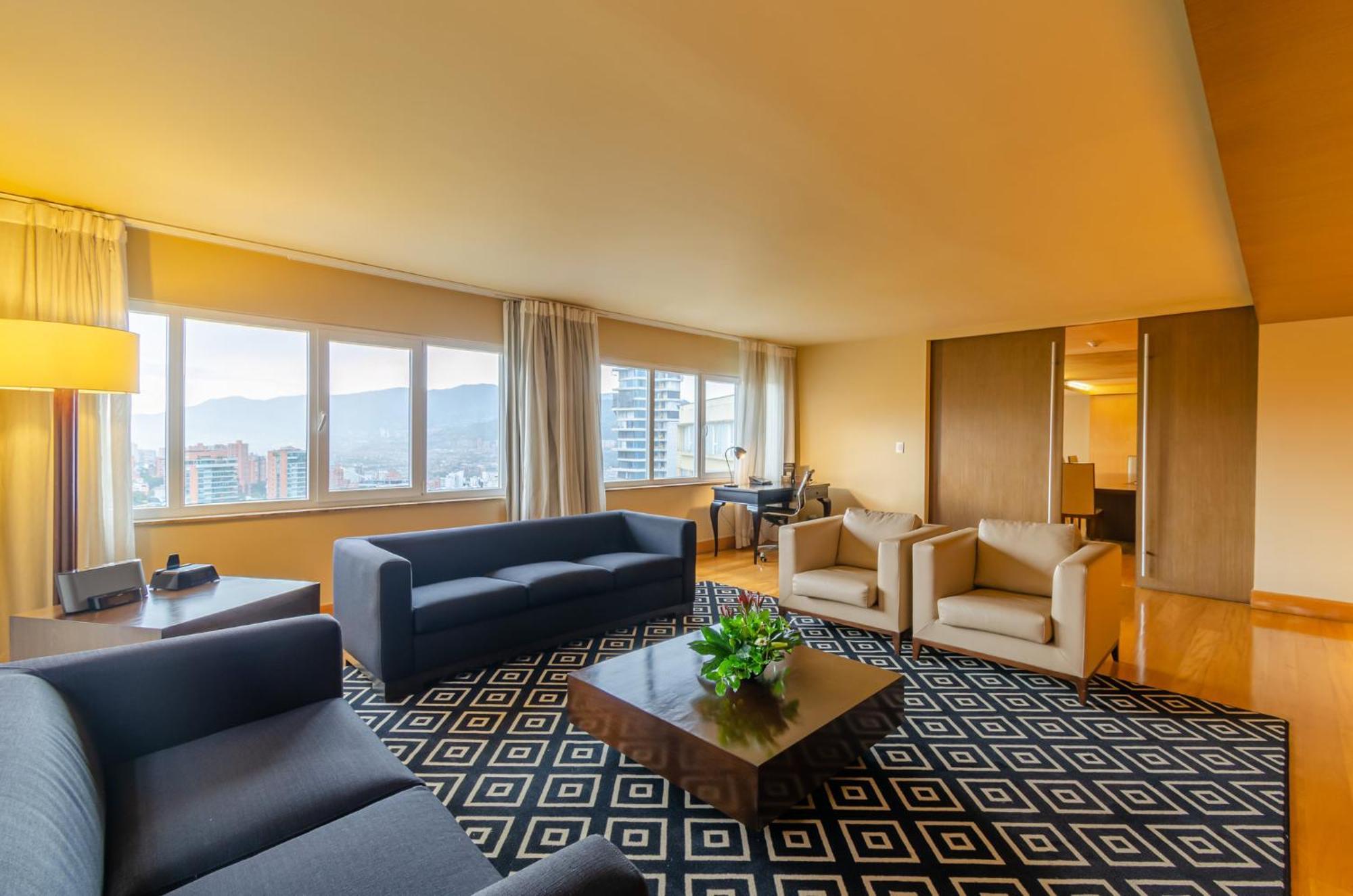 Intercontinental Medellin - Movich By Ihg Hotel Екстериор снимка