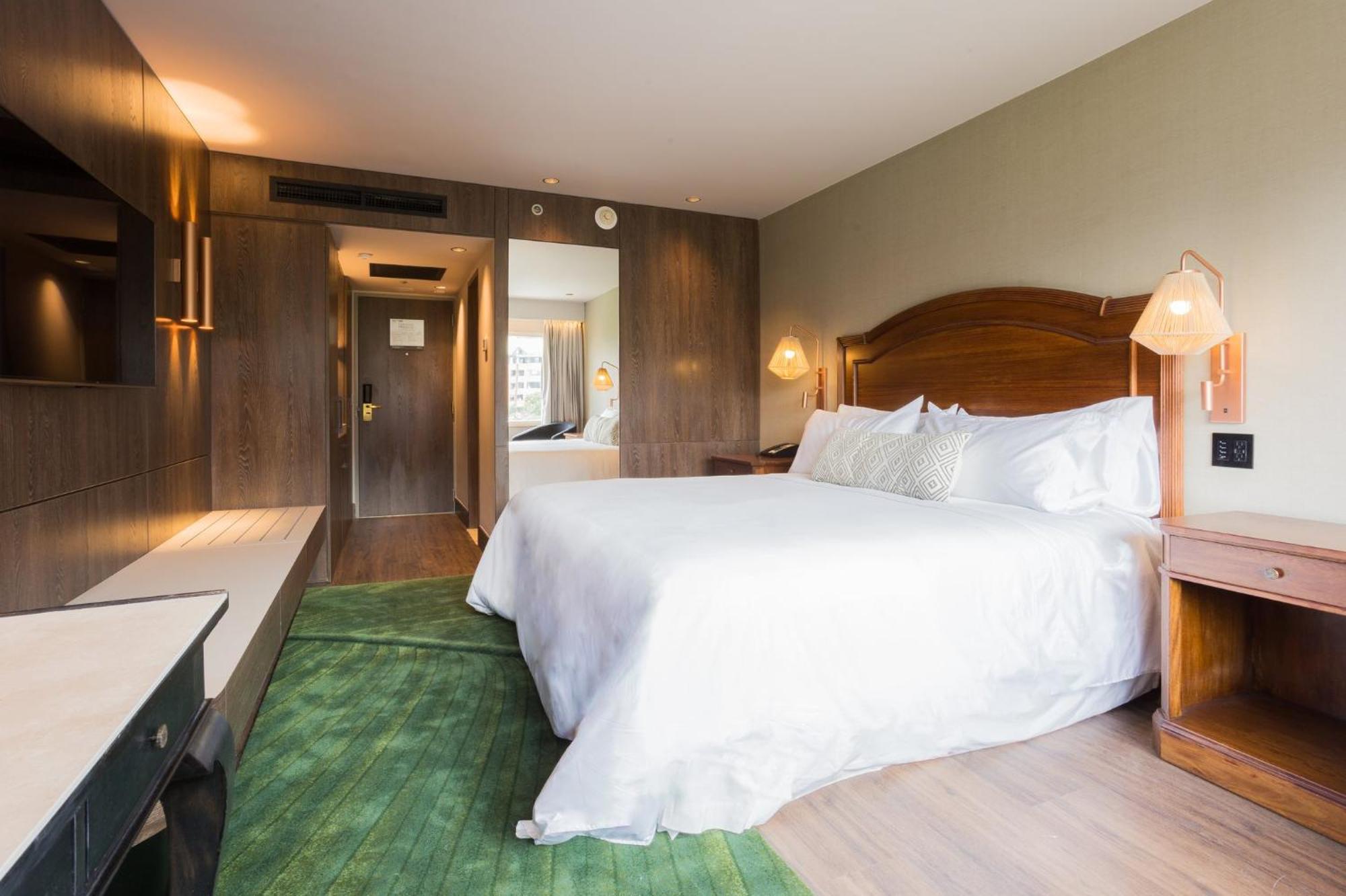Intercontinental Medellin - Movich By Ihg Hotel Екстериор снимка